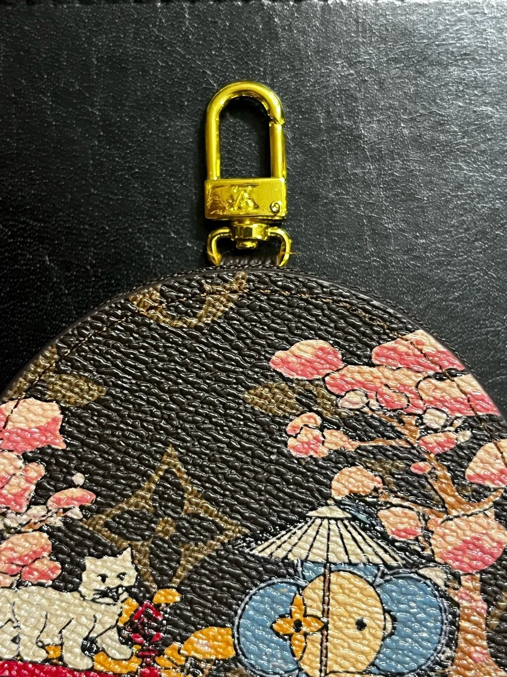 Louis. Vuitton. 2021 L.E. Japanese Garden Cherry Blossom Cat Vivienne. Pouch